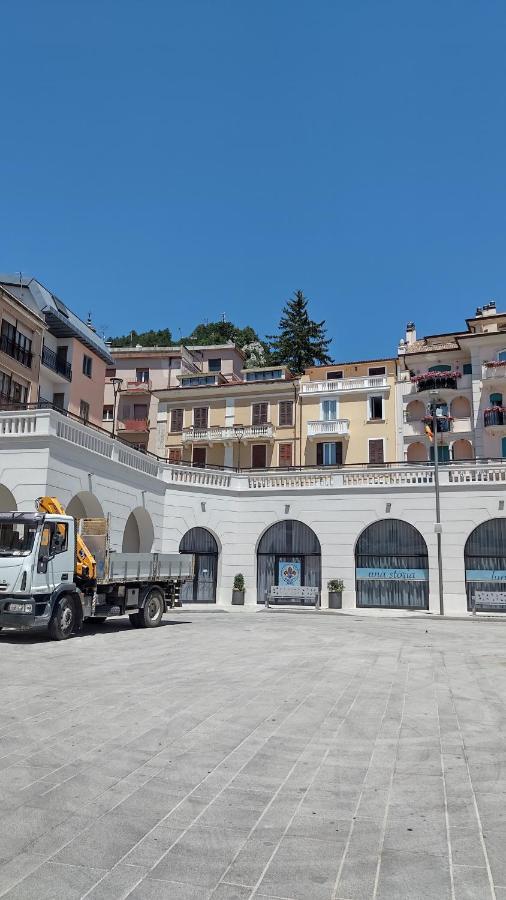Piccolo Paradiso In Pieno Centro Кастель-ди-Сангро Экстерьер фото